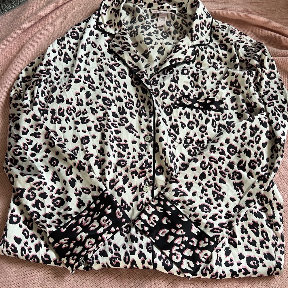 Victoria's Secret Pink and Black Leopard Print Top